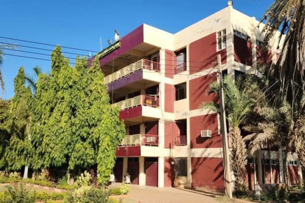 انعقاد اجتماع مجلس عمداء جامعة الجزيرة رقم  ١ / ٢٠٢